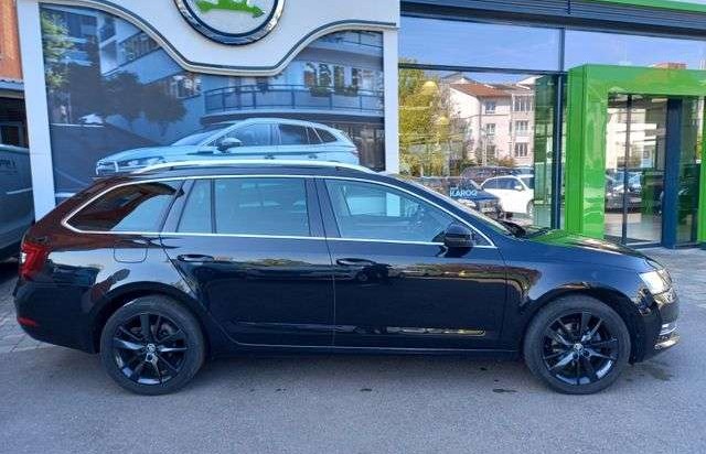 Škoda Octavia Combi PremiumEdition 2,0TDI DSG NAVI,PDC