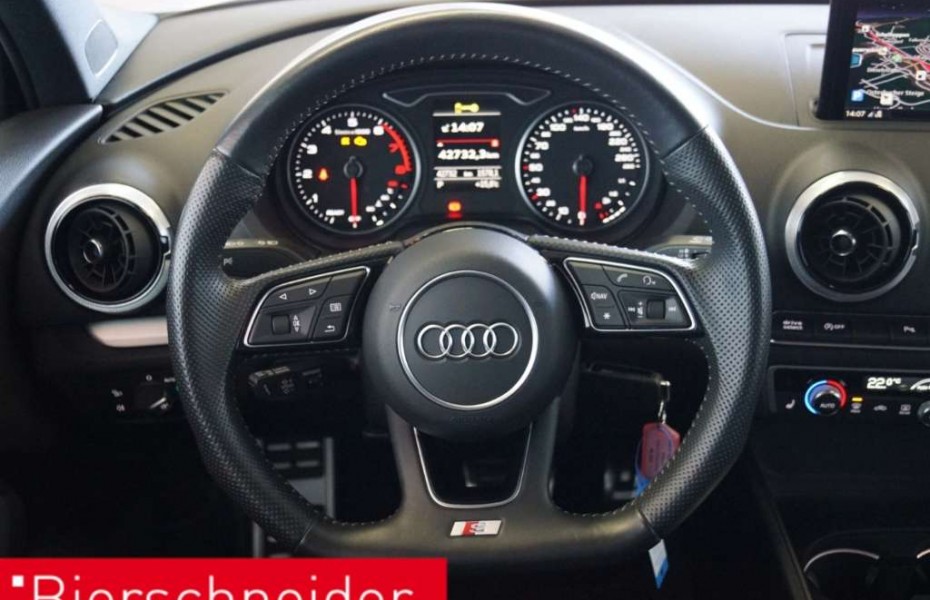 Audi A3 Lim. 1.5TFSI S-tronic 3x S-Line AHK LED PANO