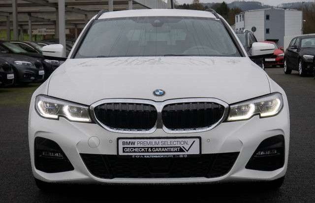 BMW Řada 3 d Touring M-Sportpaket ACC LASER HUD AHK