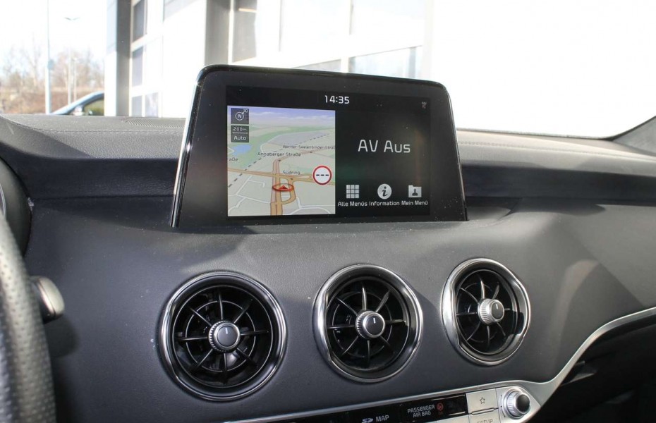 Kia Stinger 3.3T-GDI GT 4WD Aut Pano Navi LED 360 HUD AdTemp