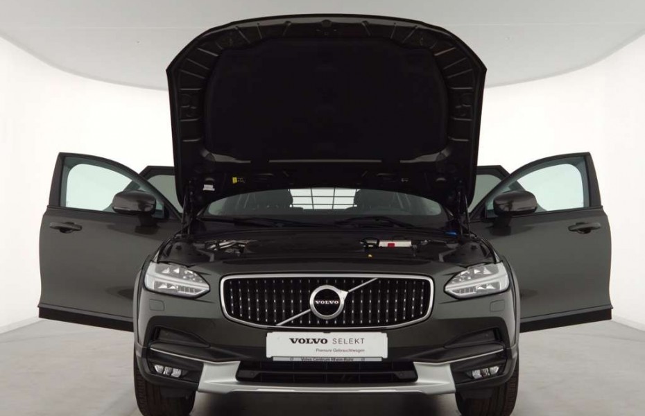 Volvo V90 AWD D4 - HeadUp,Kamera,Schiebed,LED,Navi,Totwinkel