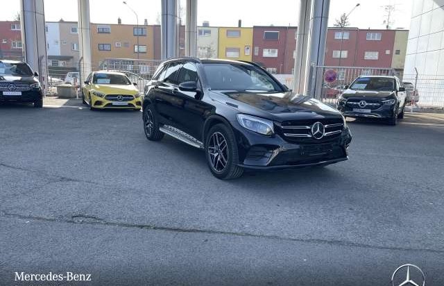 Mercedes-Benz GLC 250d 4M AMG Fahrass Burmester Distr. COMAND