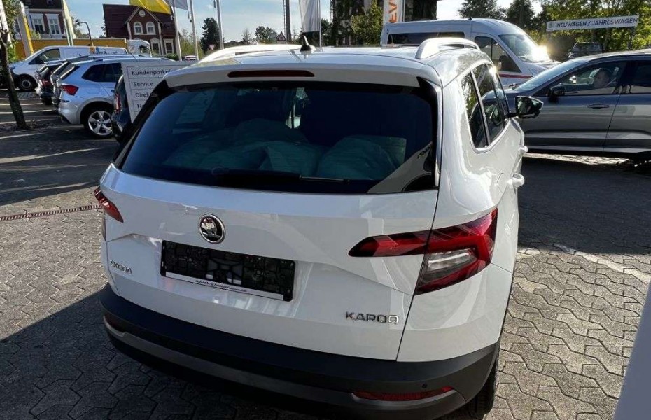 Škoda Karoq 1.5 TSI ACT DSG Style+Navi+Panorama+Leder