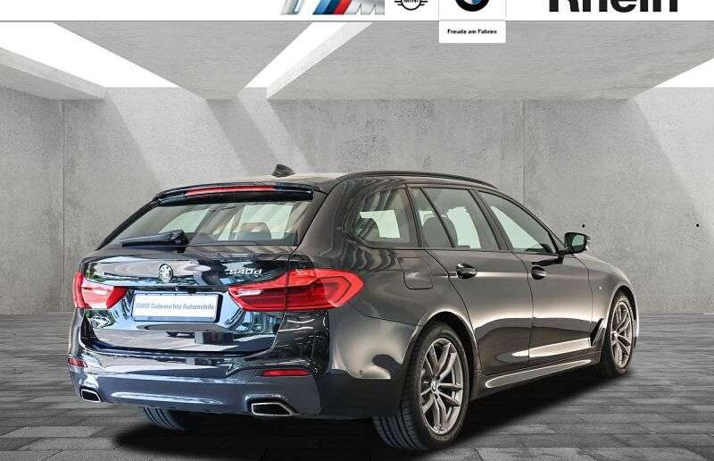 BMW Řada 5 d xDrive Touring M Sportpaket Navi/HUD/LED/