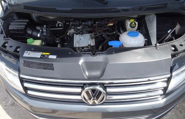 Volkswagen Multivan Gen6 NAV DCC LED GSD RFK ACC SHZ