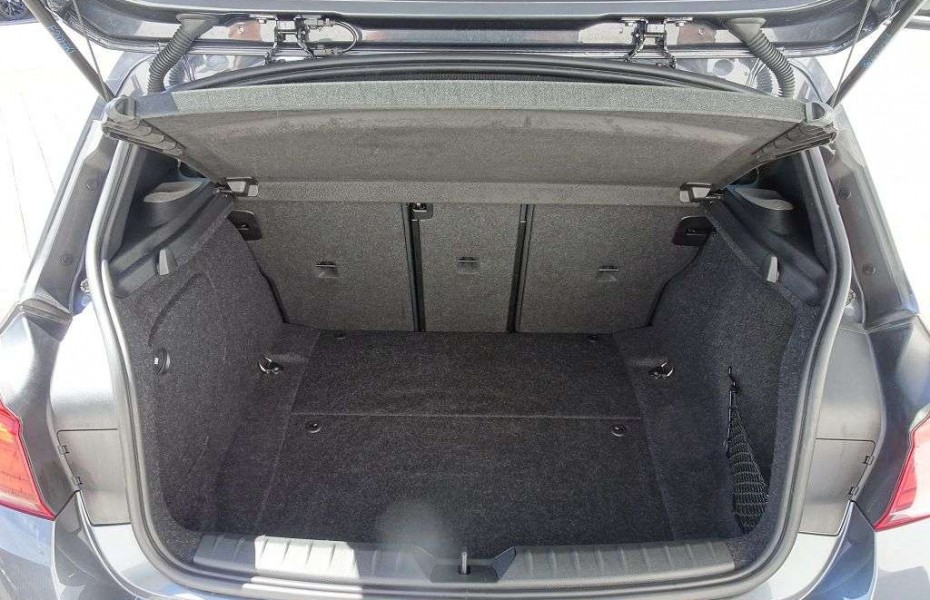 BMW Řada 1 Mi xDrive Special Edition Navi Hifi HK Rfk