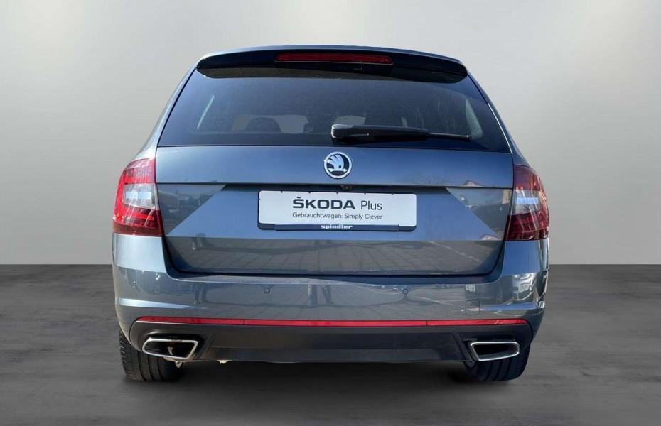 Škoda Octavia Combi RS 2.0 TDI DSG / SmartLink, Kamera