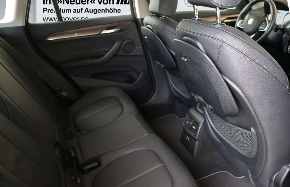 BMW X1 xDrive20d xLine DAB LED Navi Tempomat Shz