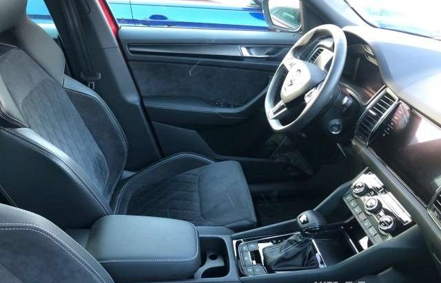 Škoda Kodiaq Sportline 4x4 2.0 TDI DSG 7-SITZER AHK NAVI