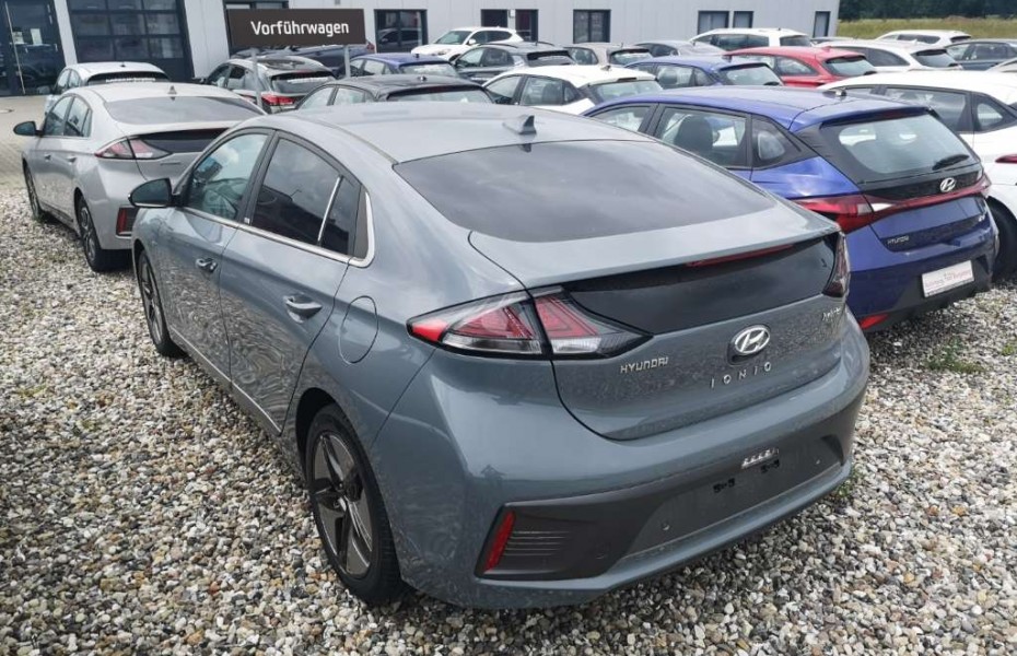 Hyundai Ioniq HEV 1.6GDi Style-Paket LED Navi Keyless ACC Rückfa