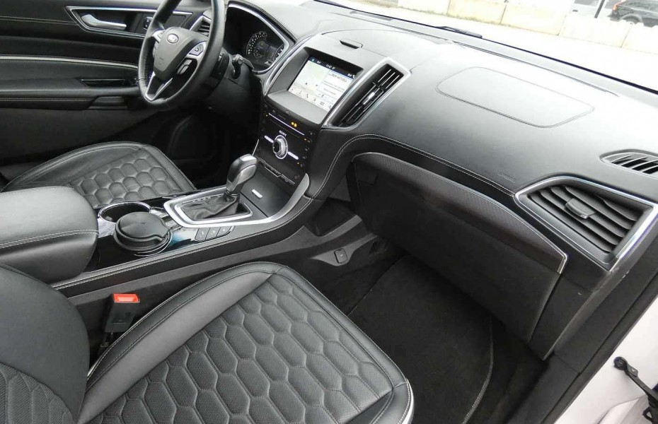 Ford Edge 2.0 Vignale 4X4 LED PANO AHZV STANDHZG