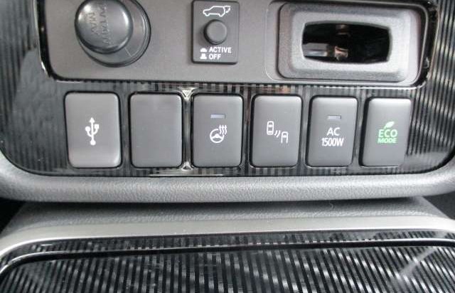 Mitsubishi Outlander Outlander Plug-in Hybrid TOP 2.4 NAVI ACC LED SHZ