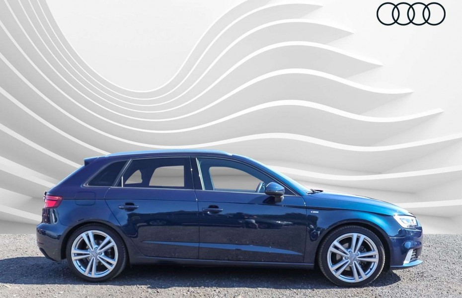 Audi A3 S line 1.5TFSI Stronic Navi LED GRA