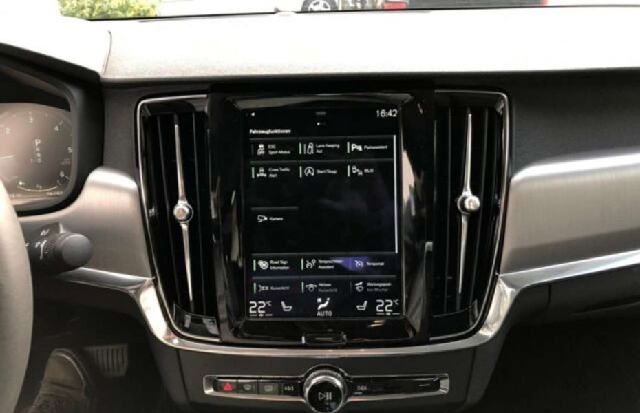 Volvo S90 D5 AWD Geartronic Momentum Standh. ACC LED