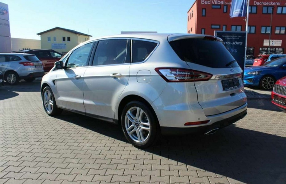 Ford S-MAX 2.0L Titanium/LED/Navi/Park-Assistent/-30%