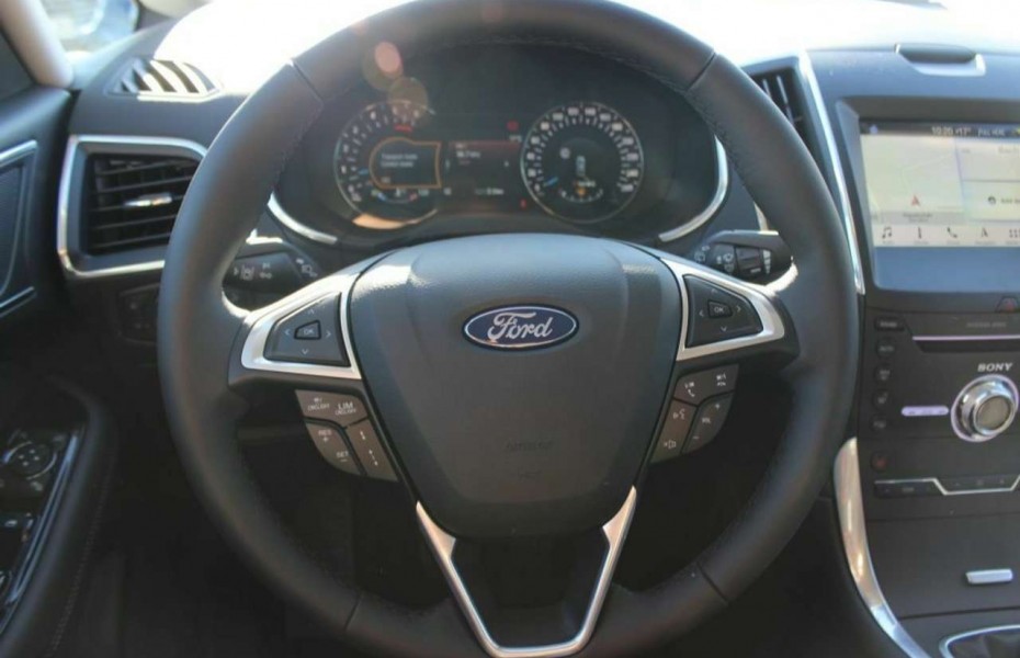 Ford S-MAX 2.0L Titanium/LED/Navi/Park-Assistent/-30%