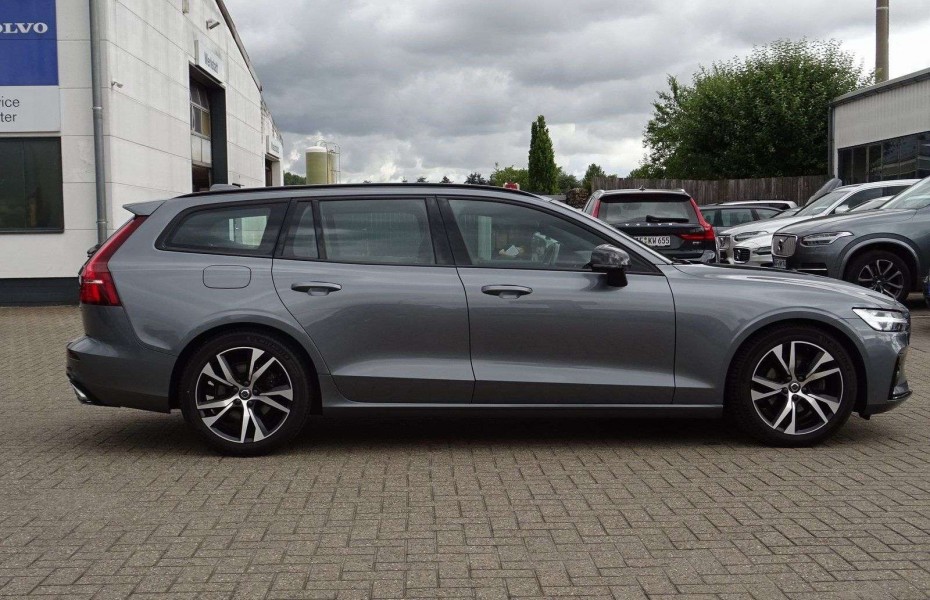 Volvo V60 B4 R-Design/Sitzhz.hin./Memory/BLIS/Kamera