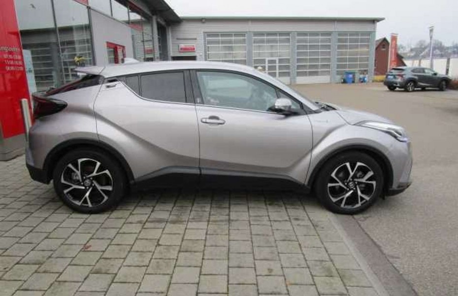 Toyota C-HR Hybrid Team D /Navi/Kamera/PDC/E-Call