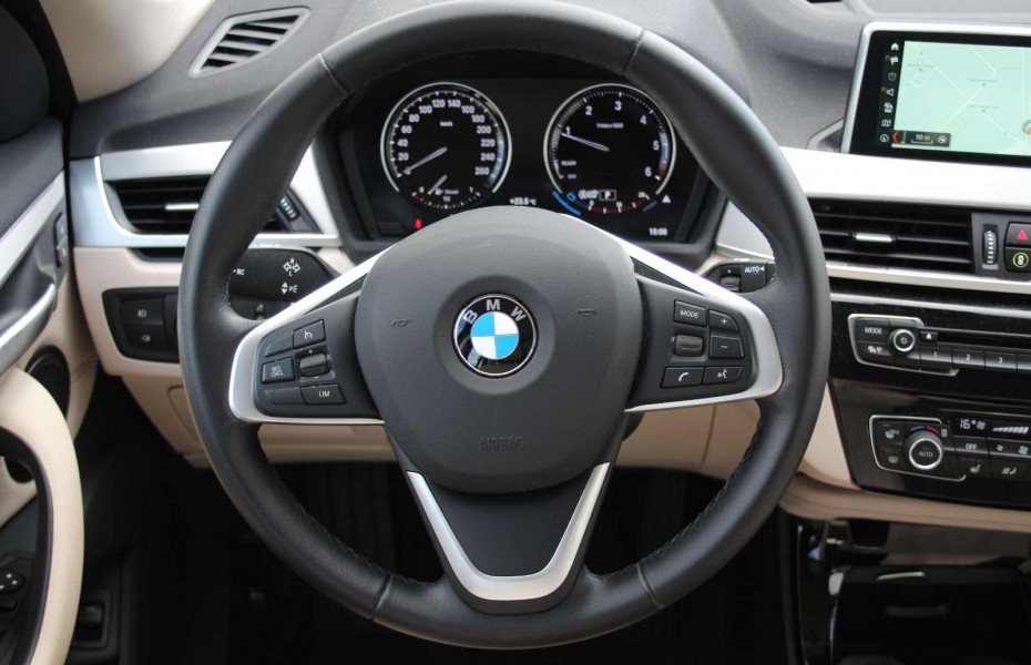 BMW X1 sDrive 18d RFK Shz LED PA PDC Navi+ HUD Klima