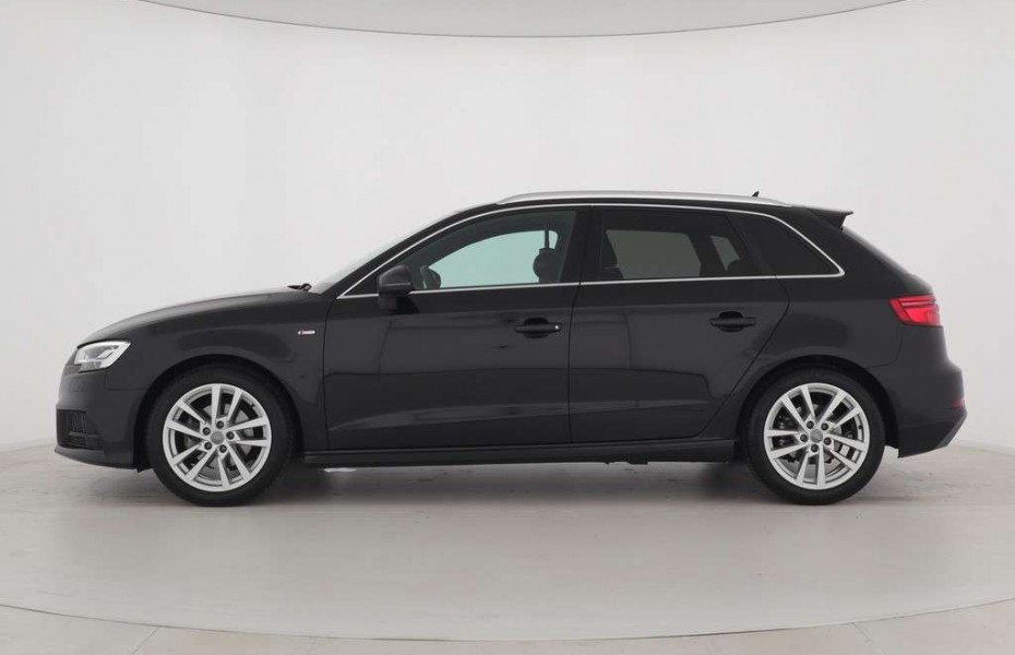 Audi A3 Sportback 35 TFSI S line Navi Panorama PDC