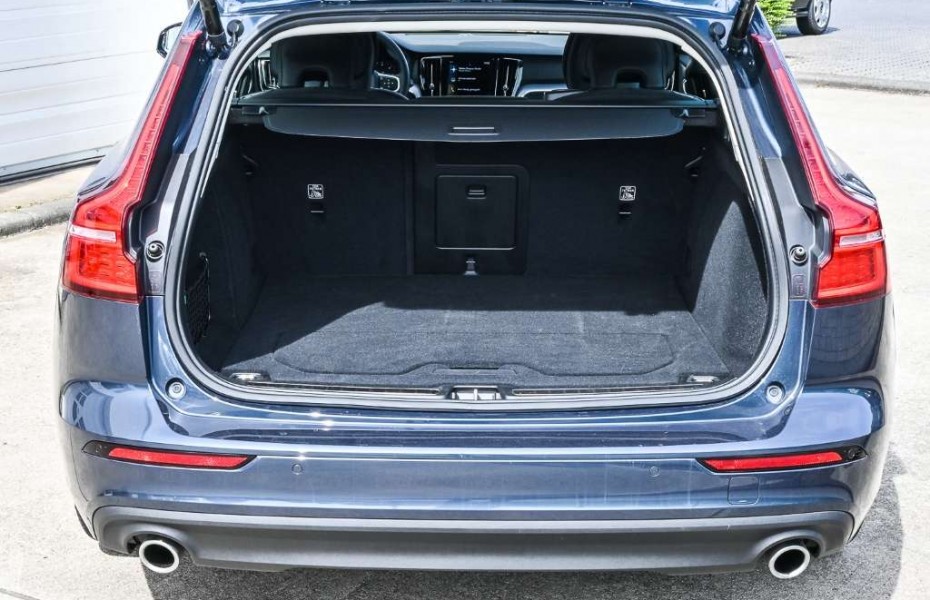 Volvo V60 Kombi Momentum Pro B4 Diesel EU6d Navi Keyless e-S