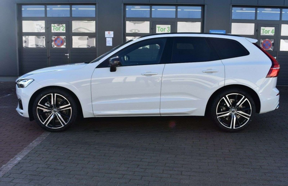 Volvo XC60 B4 D AWD R-Design LUFT PANO STHZ 360 H&K QI