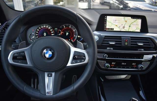 BMW X3 xDr.20d M Sport Leder Lenkradh.HUD 20