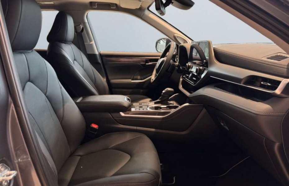 Toyota Highlander 2.5 Hybrid Executive  Sofort Pano JBL