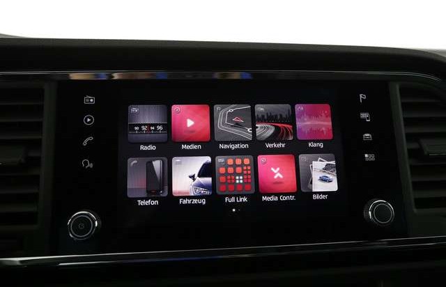 SEAT Ateca 2.0 FR 4Drive DSG LED NAV ACC AHK PANO