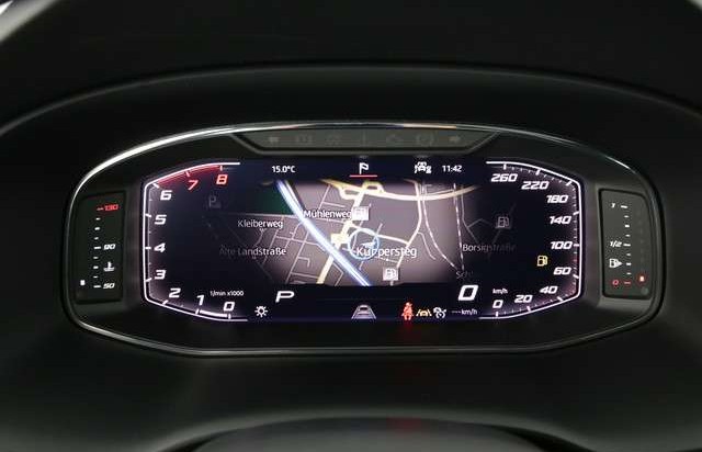 SEAT Ateca 2.0 FR 4Drive DSG LED NAV ACC AHK PANO