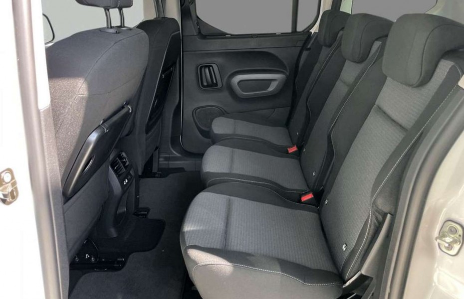 Toyota ProAce 1.5 D-4D L1 Executive, Frontsche