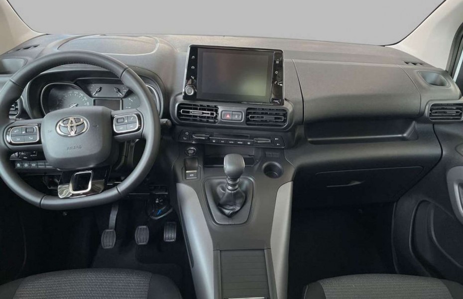 Toyota ProAce 1.5 D-4D L1 Executive, Frontsche