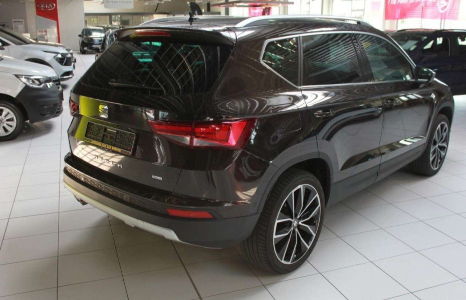 SEAT Ateca Xcellence 4Drive 2.0 TSI,AHK,DSG,SHZ Klima Navi