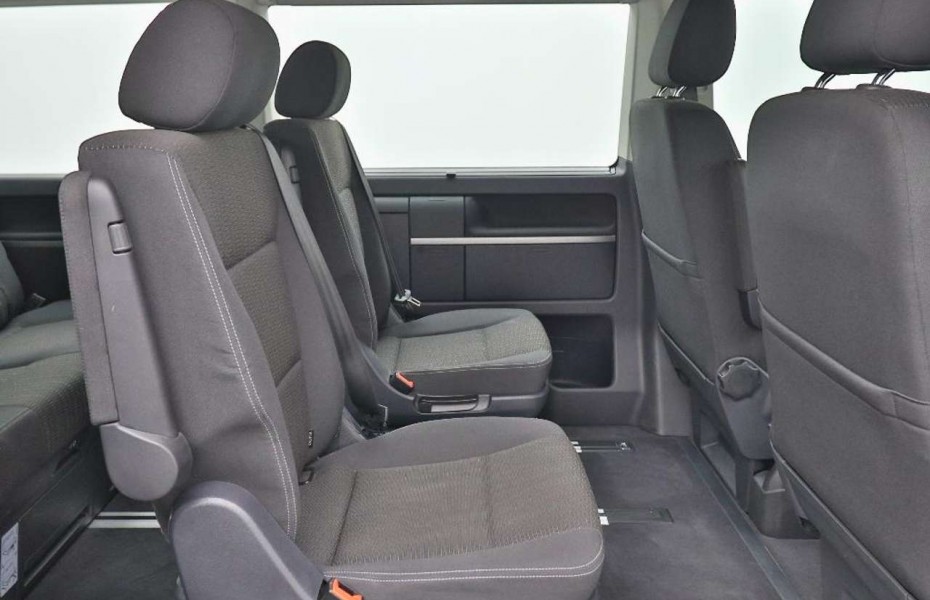 Volkswagen Multivan T6 Comfortline 2,0 TDI DSG 7míst Navi Taž Kam Apple