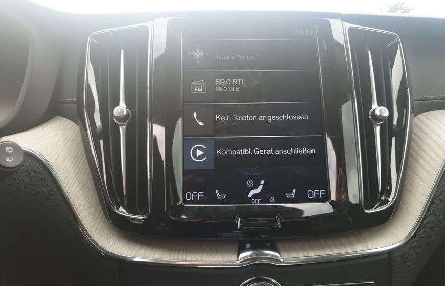 Volvo XC60 T8 AWD Recharge Geartronic Inscription