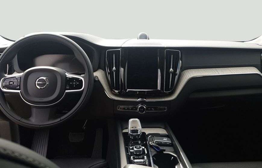 Volvo XC60 T8 AWD Recharge Geartronic Inscription
