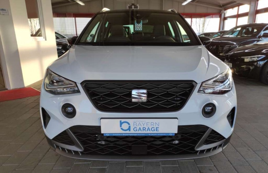 SEAT Arona FR 1.5 DSG Navi Alcantara AHK LED Facelift
