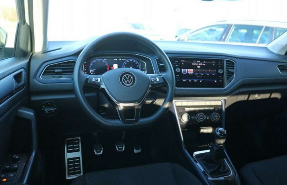 Volkswagen T-Roc 1.5 TSI UNITED GARANTIE+NAVI+BLUETOOTH+SHZ