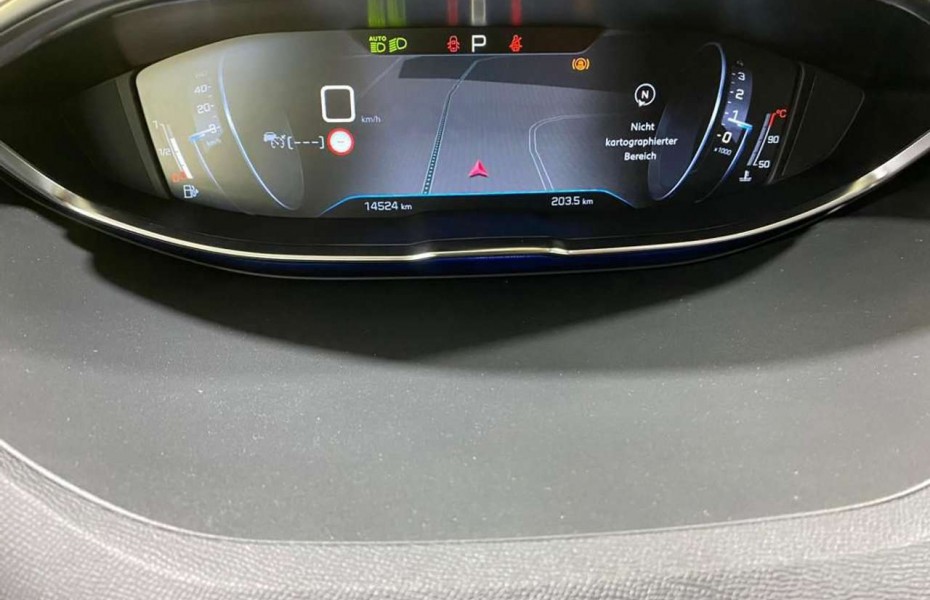 Peugeot 5008 1.5 BlueHDi Aut Allure 7míst Navi LED 360 AdTemp Apple