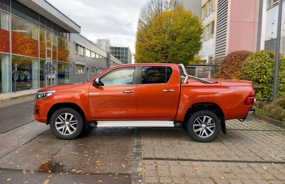 Toyota Hilux 2.4 Double Cab Executive  KAMERA SHZ USB