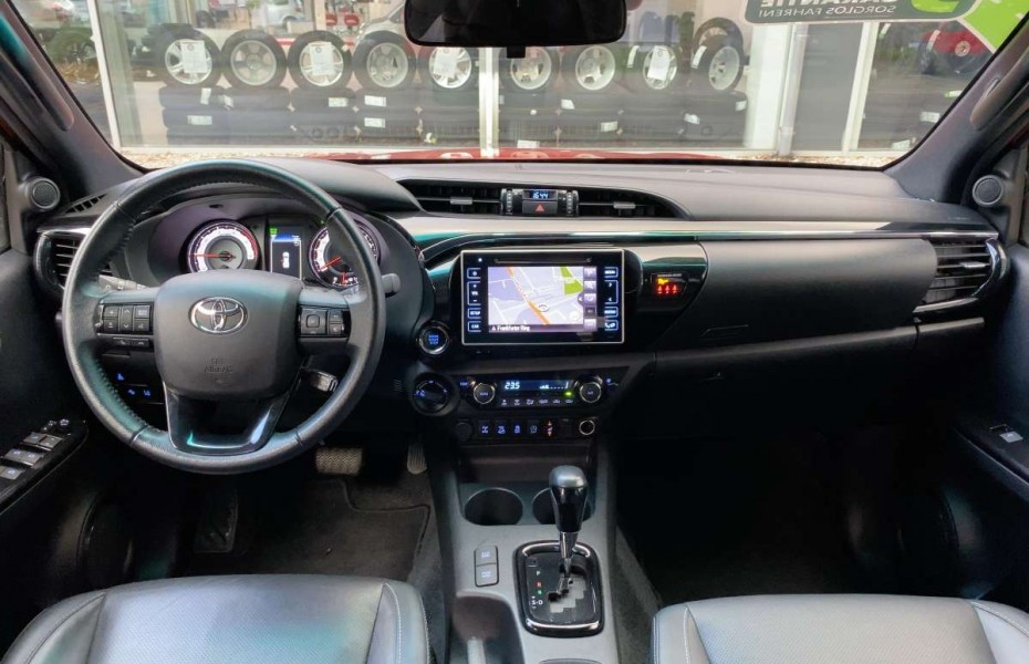 Toyota Hilux 2.4 Double Cab Executive  KAMERA SHZ USB