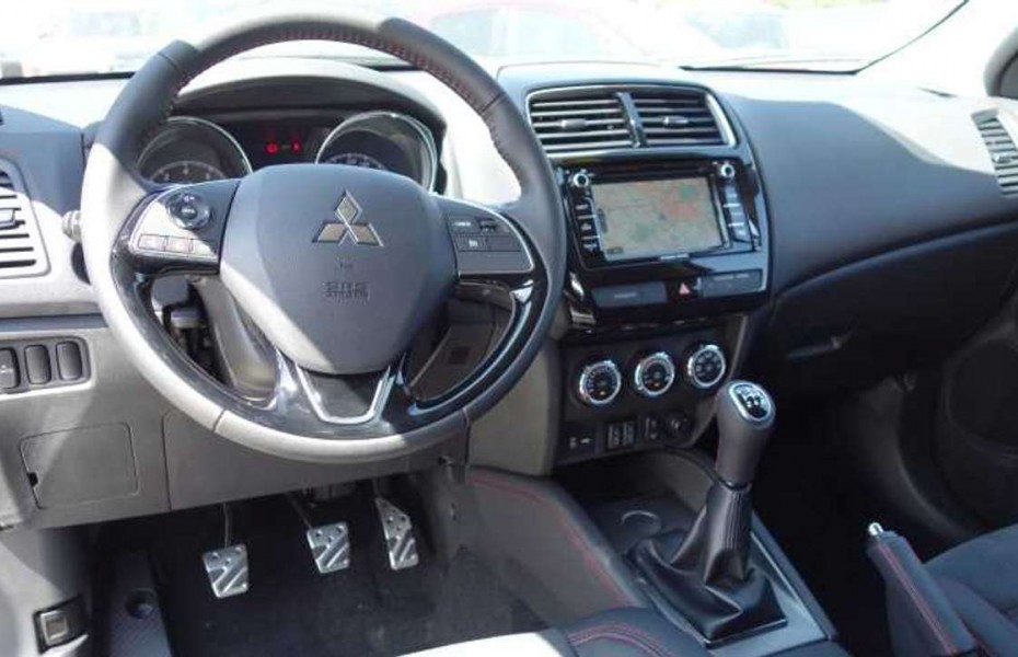 Mitsubishi ASX Spirit+ 2.0 LED/Navi/Totwinkelassist./Teilleder