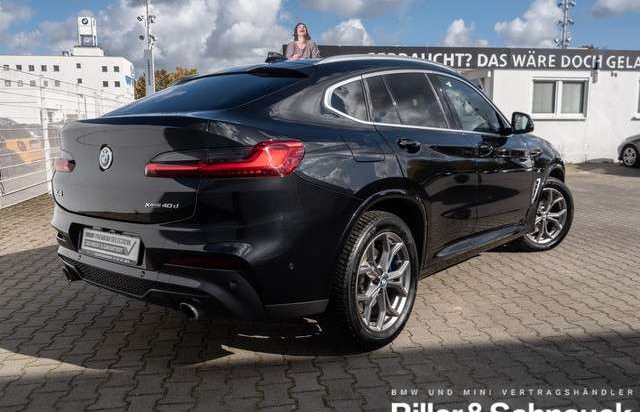 BMW X4 xDrive 30dA M-Sport NAVI+HUD+LED+AHK+ACC+S