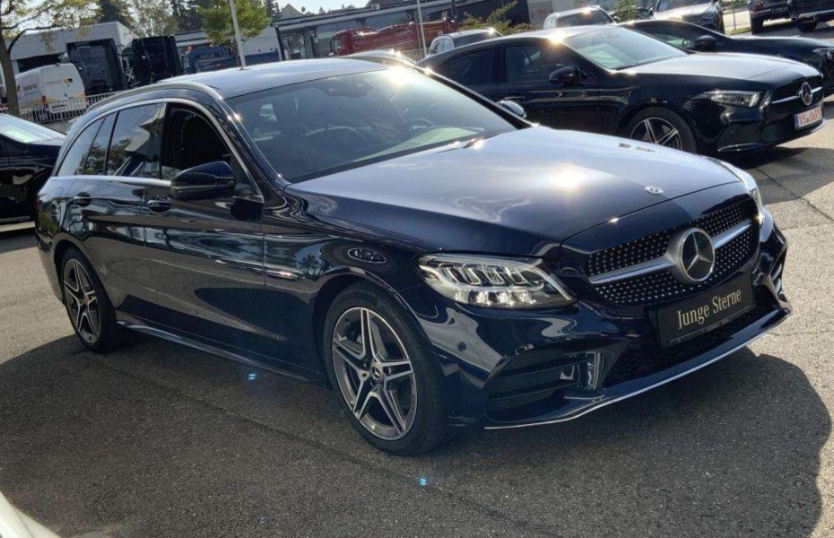 Mercedes-Benz Třídy C d T AMG,AHK,Burm.,Pano,Distr.,LED,DAB,COM.