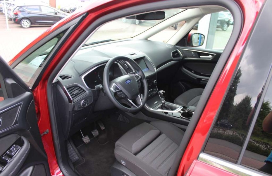 Ford Galaxy Titanium ECOBLUE,AHK,18'LM,LED,GJR,NAVI