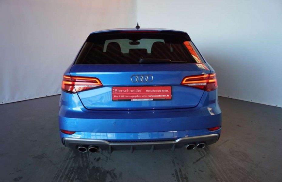 Audi S3 Sportback 2.0 TFSI qu. S-tronic 19 ACC MATRIX