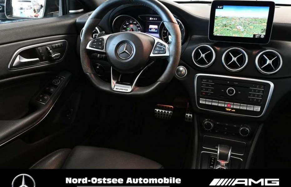 Mercedes-Benz CLA 45 AMG 4M Comand DriversP. Kamera Spur Pano