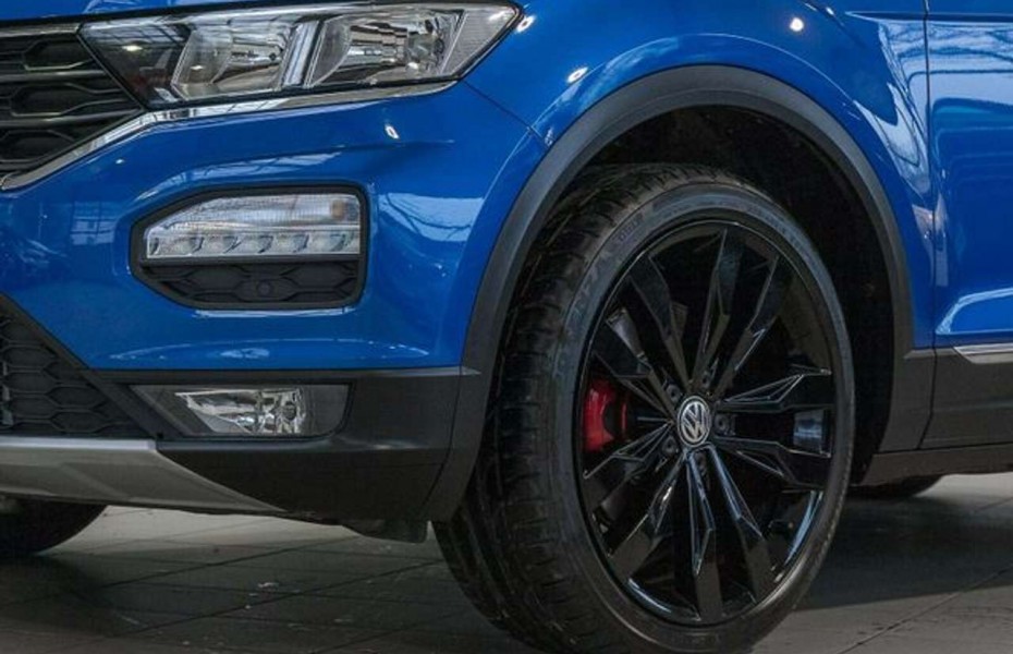 Volkswagen T-Roc 2.0 TSI DSG 4M SPORT LM19 NAVI KAMERA CLIM