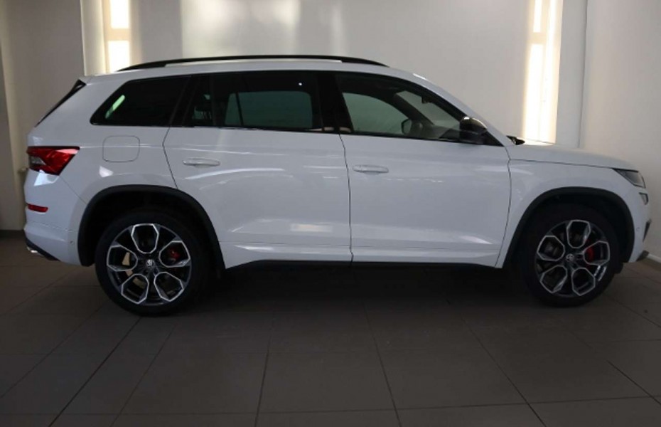 Škoda Kodiaq RS 4x4 DSG *LED*AHK*Pano*7-Sitzer