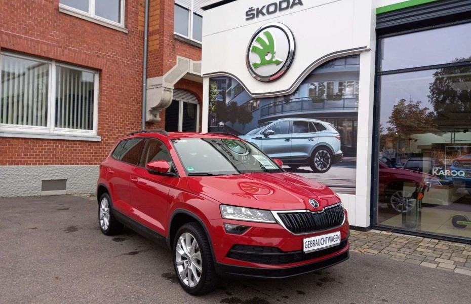 Škoda Karoq Style 1,5 TSI DSG NAVI,KAMERA,ACC,PDC